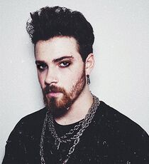 Logan Xander, 