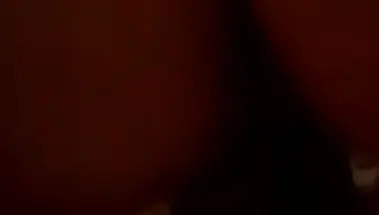 Две бухие шмары сосут члены и показывают пезды пьяным русским парням