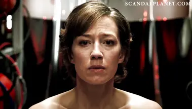 Голая актриса Кэрри Кун в сериале «Оставленные»