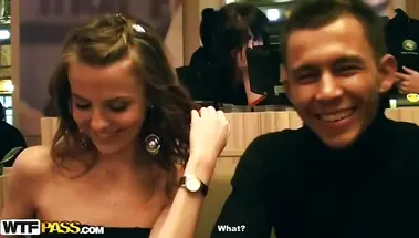 Черный пикапер из Питера трахнул продавщицу в туалете кафе
